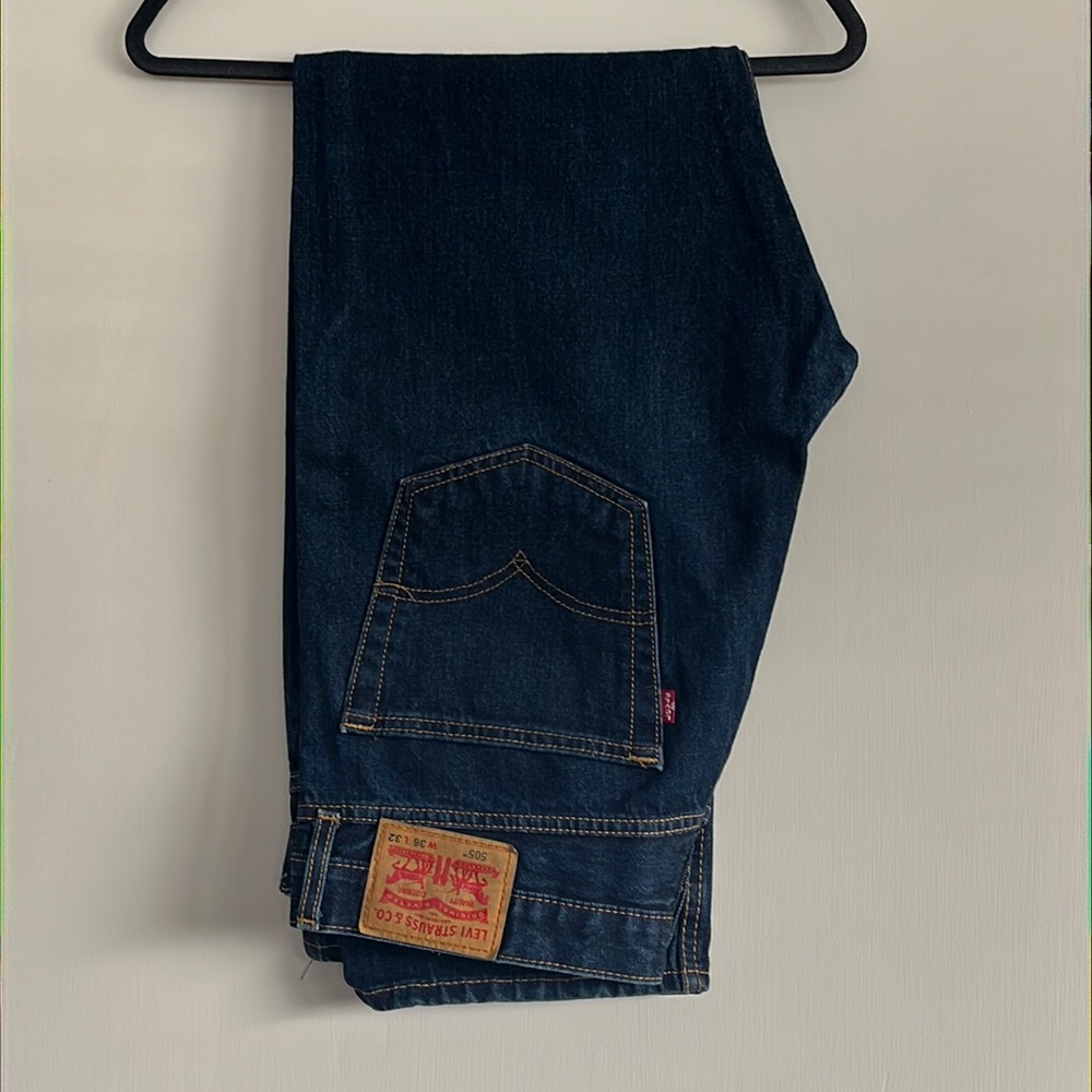 Like new Levi’s 505 jeans